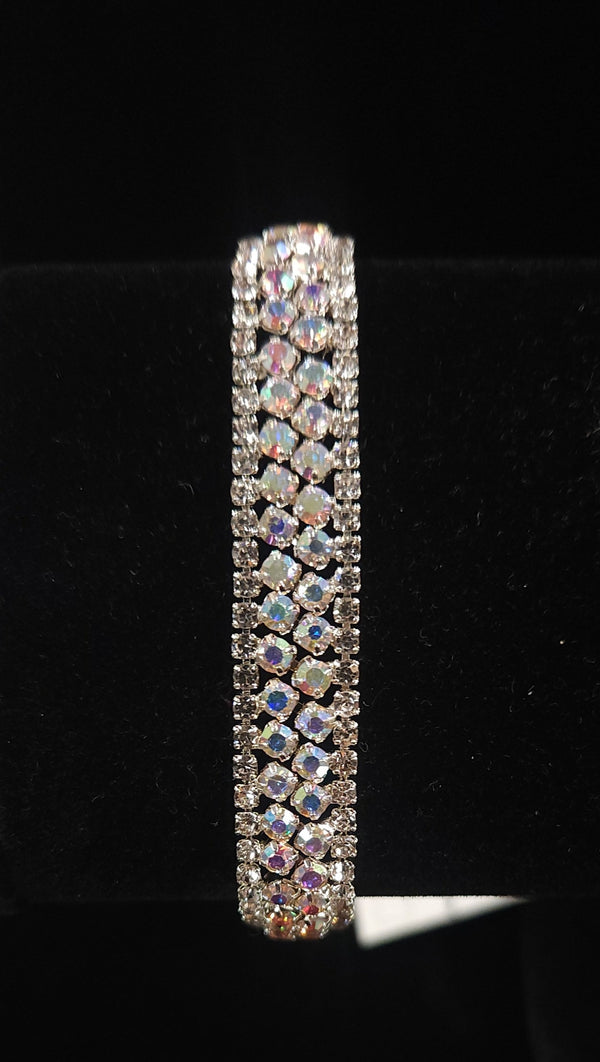 Bubble Rhinestone Stone Clasp Bracelet - 5 Colors